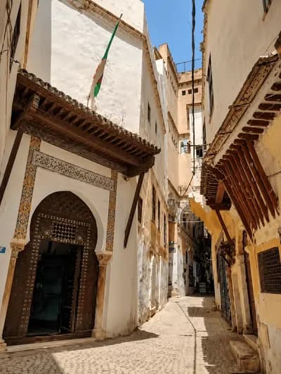 guide-de-la-casbah-akli-alger-i6