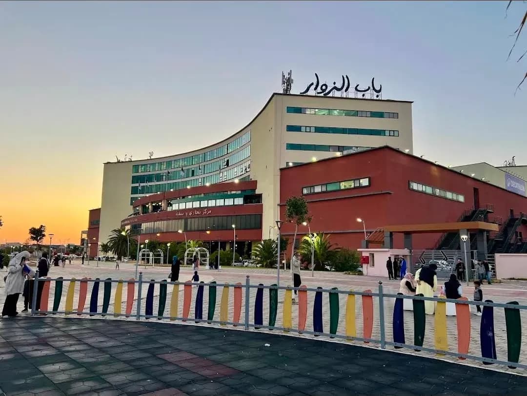 Centre commercial de Bab Ezzouar à Alger
