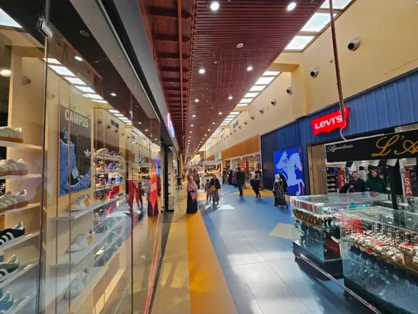 Marina mall
