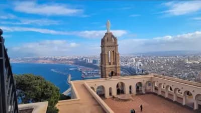 chapelle-de-santa-cruz-oran-i0
