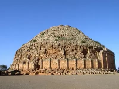 le-mausolee-royel-mauretanie-tipaza-i1