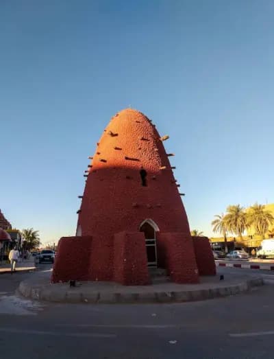 place-de-lindependance-de-timimoun-adrar-i0