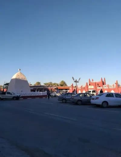 place-de-lindependance-de-timimoun-adrar-i3