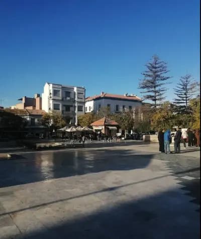 place-emir-abdelkader-coeur-de-saida-saida-i1