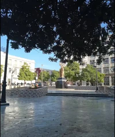 place-emir-abdelkader-coeur-de-saida-saida-i2