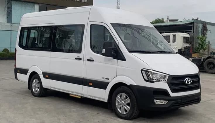 Transport Algérie – Hyundai H350 19 Places