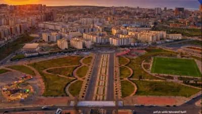 village-mediterraneen-oran-i0