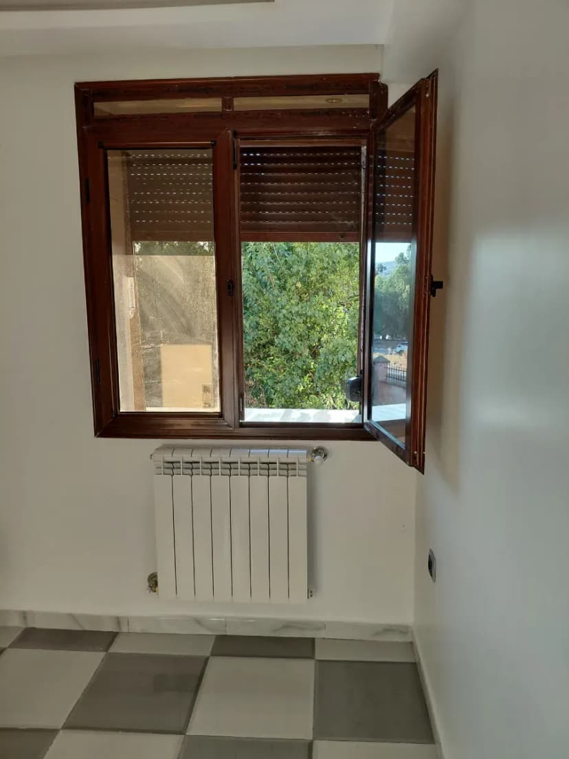 Appartement F3 à  Guelma