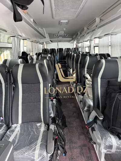 lonaddz-van-rentals-oran-i3