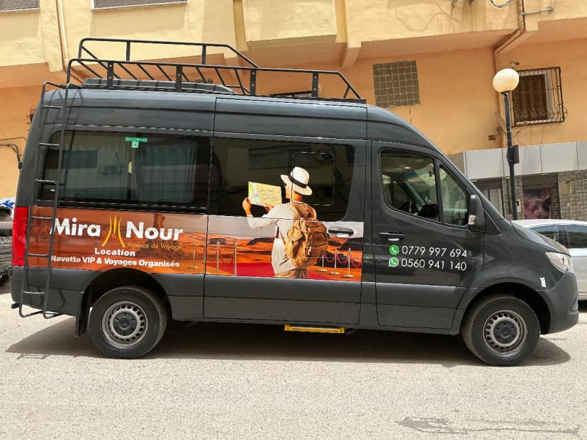 Location d’un minibus Mercedes