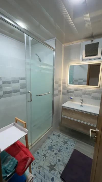 apparemment-f4-a-sidi-yahia-alger-i1-72cdf8ef
