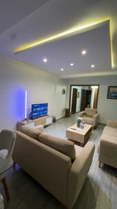 apparemment-f4-a-sidi-yahia-alger-i3-6975c98a