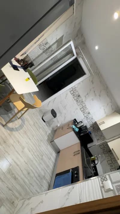 apparemment-f4-a-sidi-yahia-alger-i5-e3f0f848