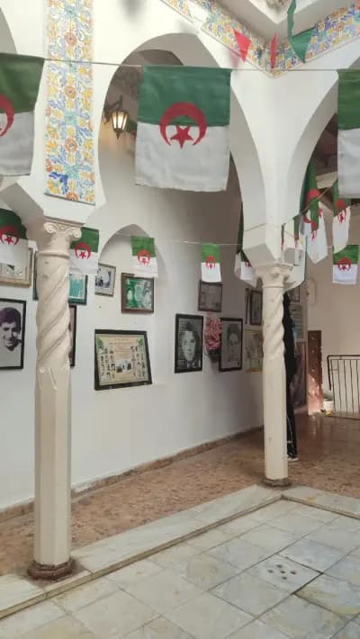 tour-guide-casbah-dalger-alger-i2-675b25b6