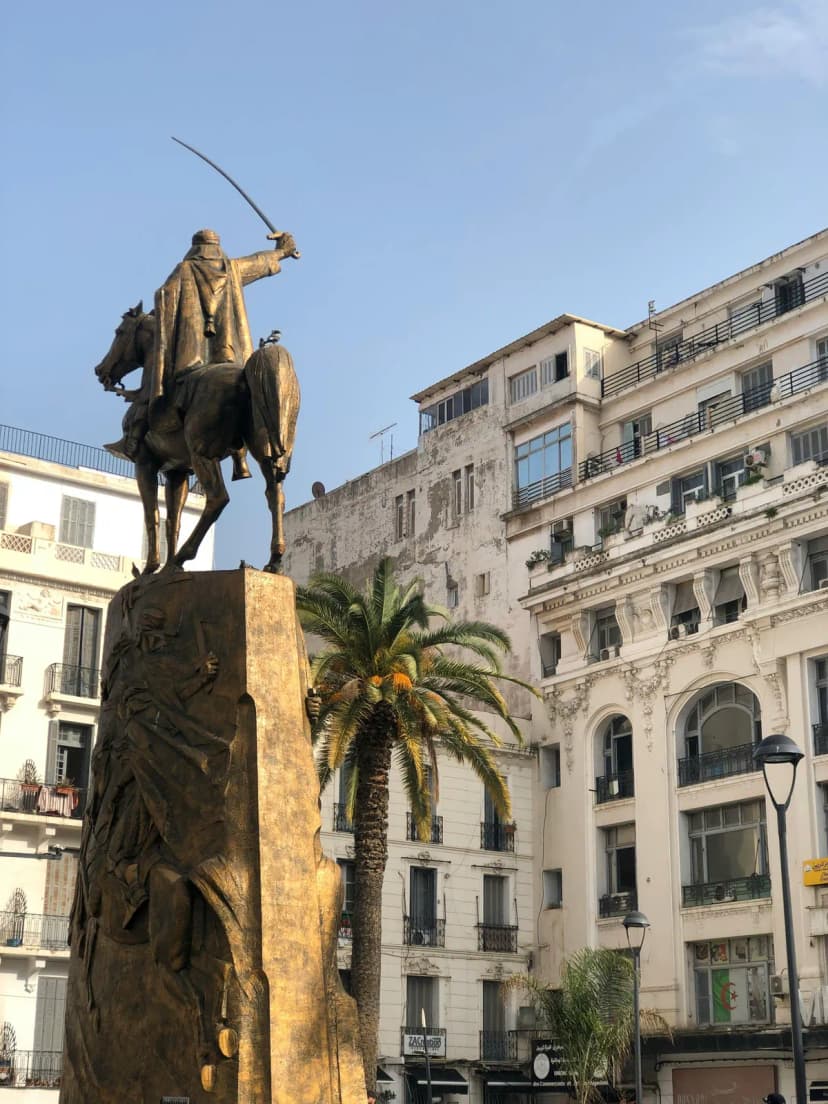 Alger : La Blanche, capitale d'un continent Alger : La Blanche, capitale d'un continent
