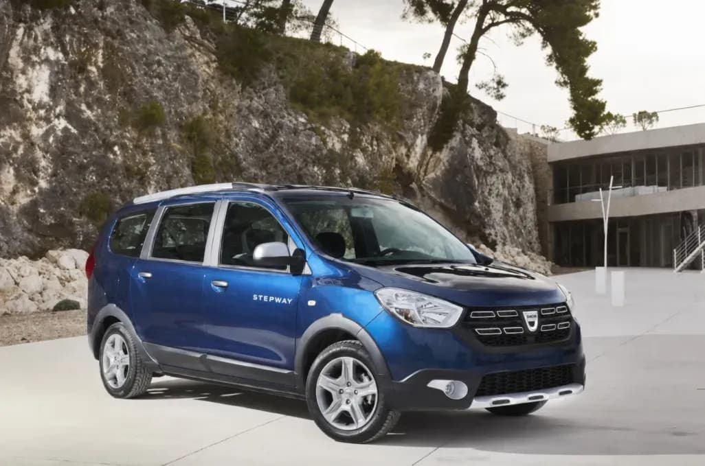 Transport Algerie | Dacia stepway 7 places Transport Algerie | Dacia stepway 7 places