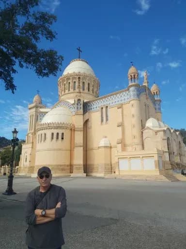 Visite guidée d’Alger et ses incontournables Visite guidée d’Alger et ses incontournables
