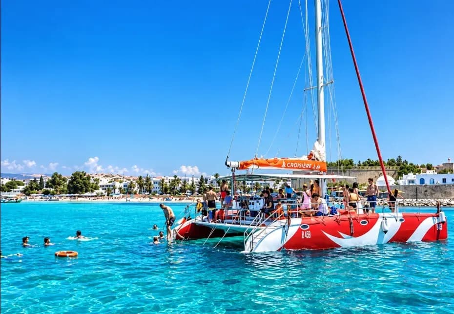 Croisière en catamaran à Hammamet et baignade Croisière en catamaran à Hammamet et baignade